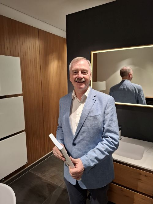 Bernd Knoop – Gebietsleiter & Badexperte